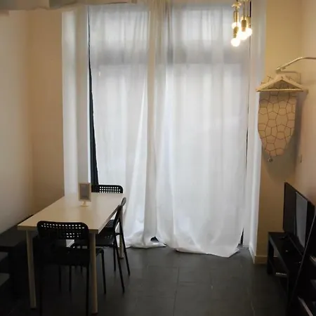 Luminous 20m² District Of Batignolles *